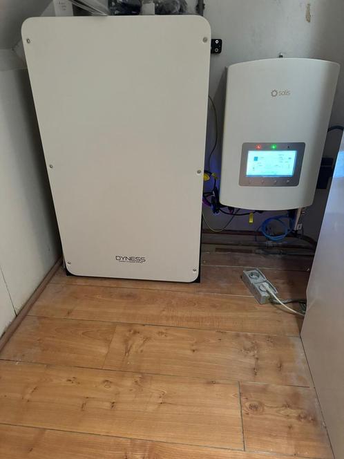 HYBRIDE ACTIE Inclusief thuisbatterij. complete installatie., Doe-het-zelf en Verbouw, Zonnepanelen en Toebehoren, Compleet systeem