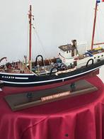 Maritieme objecten - trawler C-11379 Concarneau (Fr) - Hout