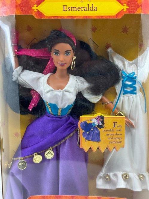 Mattel - Barbiepop Disneys The Hunchback of Notre Dame, Antiek en Kunst, Antiek | Speelgoed