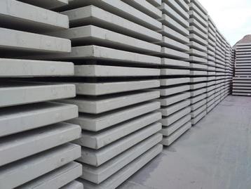 Stelconplaten I Betonplaten I Stapelblokken I Megablokken beschikbaar voor biedingen