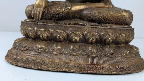 Bijzonder standbeeld Amitabha Boeddha - Verguld brons -, Antiek en Kunst, Antiek | Overige Antiek