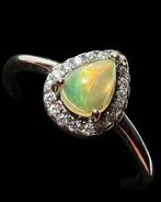 Opaal - Zilver, De Glans van Dromen - Ring Opale Welo -