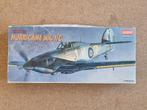 Academy 2129 Hurricane Mk.IIc 1:72, Hobby en Vrije tijd, Modelbouw | Vliegtuigen en Helikopters, Verzenden, Nieuw