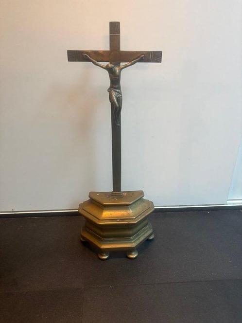 Bronze kruis Jezus - Brons - 1800-1850 - 66 cm, Antiek en Kunst, Kunst | Niet-Westerse kunst