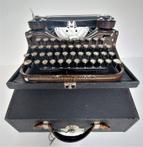 Underwood Portable 4 Bank - typemachine met koffer, 1920s