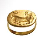 Oud-Romeins Goud Ring met oplaadstier. (Maat: VS= 7 - GB=