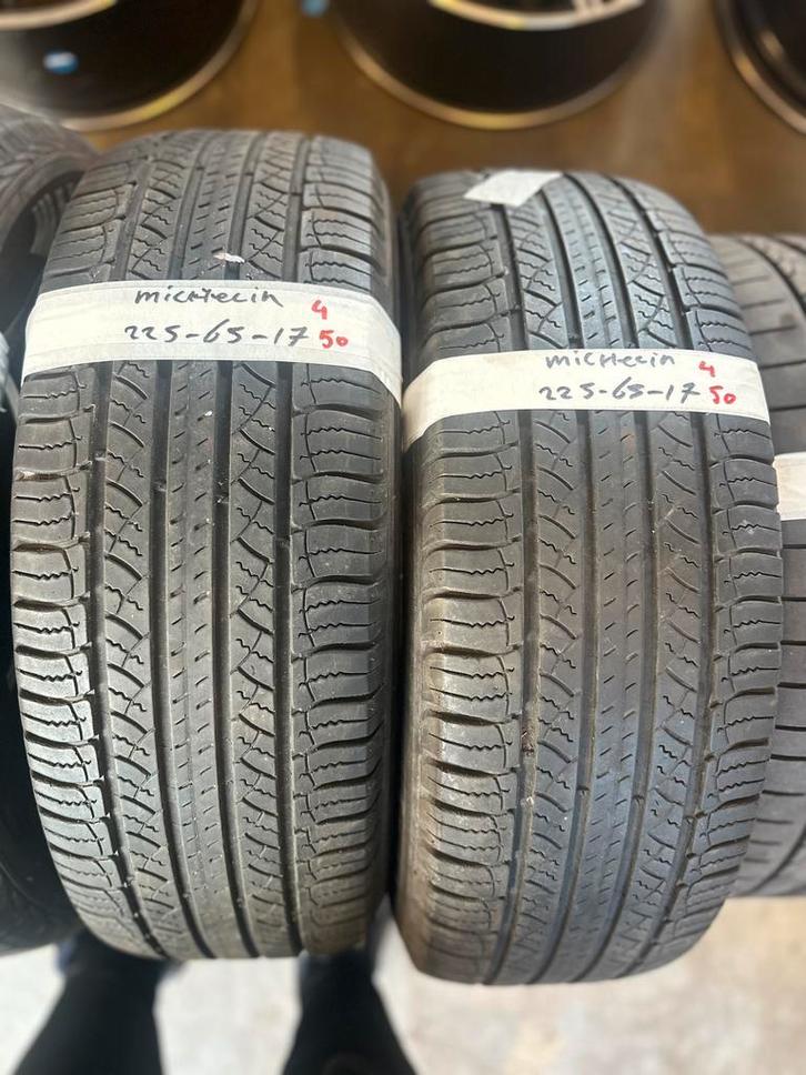 2x225-65-17 michelin zomer 4mm €50 per band 225 65 17, Auto-onderdelen, Banden en Velgen, 17 inch, Zomerbanden, 225 mm, Personenwagen