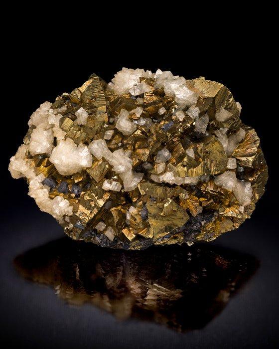 EUROPESE KLASSIEK!!! massieve chalcopyrietplaat met kleine, Verzamelen, Mineralen en Fossielen