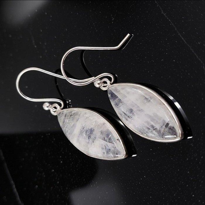 Oorbellen van maansteen of peristeriet van hoge kwaliteit., Verzamelen, Mineralen en Fossielen