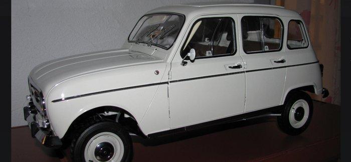 Altaya 1:8 - Modelauto - Renault 4TL, Hobby en Vrije tijd, Modelauto's | 1:5 tot 1:12