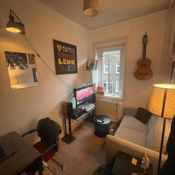 Kamer met balkon, dieren welkom, langetermijn, ges..., Huizen en Kamers, Kamers te huur, Minder dan 20 m², Utrecht
