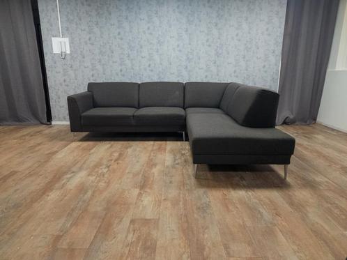 Mooie Donker Briun Hoekbank van MONTEL, Huis en Inrichting, Banken | Bankstellen, 250 tot 300 cm, 150 cm of meer, Hoekbank, Zo goed als nieuw