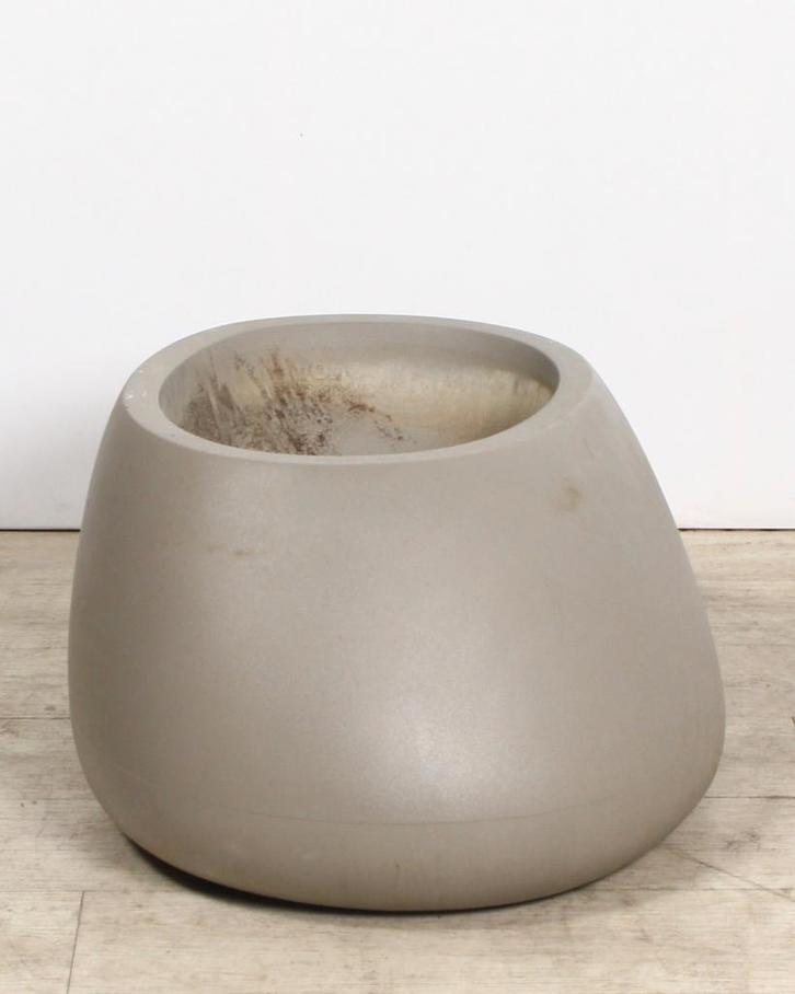 Vondom Stone Planter plantenbak 80x65x40, Huis en Inrichting, Kamerplanten, Overige soorten, Minder dan 100 cm, Ophalen of Verzenden