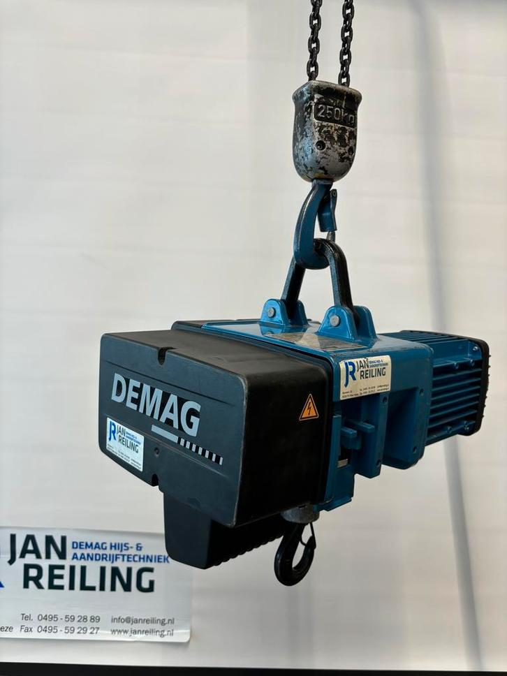 Demag kettingtakel DC-COM 1-125  Ref. T0067, Doe-het-zelf en Verbouw, Lieren en Takels, Zo goed als nieuw, Elektrisch