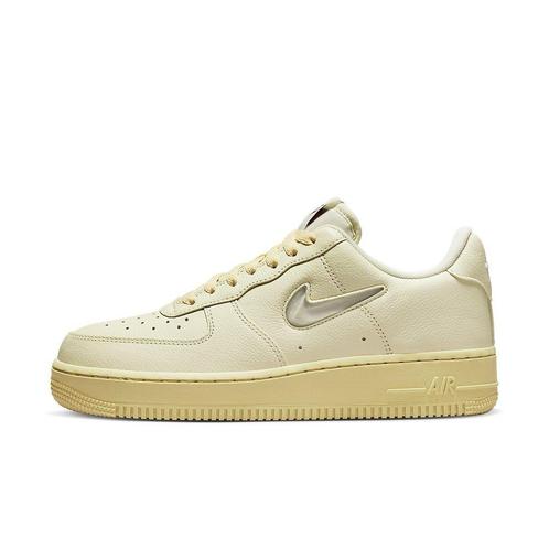 Nike Air Force 1 07 LX Coconut Milk Maat 45, Kleding | Heren, Schoenen, Sneakers of Gympen, Nieuw, Ophalen of Verzenden