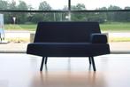 Havee Cloak Sky fauteuil/loveseat 145 cm in stof Kvadrat., Ophalen of Verzenden, Nieuw, Stof, Design made in Holland