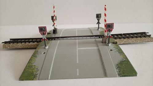 Märklin H0 - 7292/5115 - Modeltreinsporen (1) - Ahob overweg, Hobby en Vrije tijd, Modeltreinen | H0