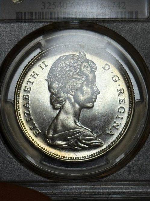 Canada. Dollar 1967 Commemorative Goose Silver Dollar graded, Postzegels en Munten, Munten | Europa | Niet-Euromunten