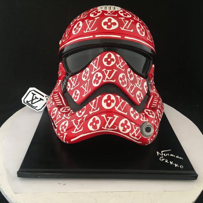 Norman Gekko - Louis Vuitton/Supreme STORMTROOPER, Antiek en Kunst, Kunst | Designobjecten