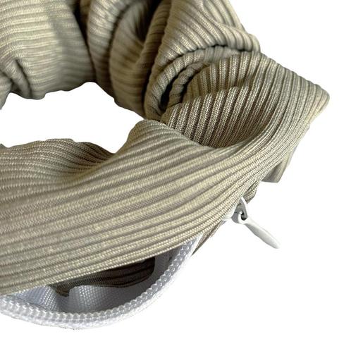 Haarspullen Scrunchie Met Rits - Grijsgroen, Sieraden, Tassen en Uiterlijk, Uiterlijk | Haarverzorging, Overige typen, Nieuw, Ophalen of Verzenden
