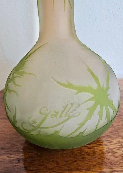 Emile Gallé - Vaas - Glas - Emile Gallé vaas, Antiek en Kunst, Antiek | Glas en Kristal