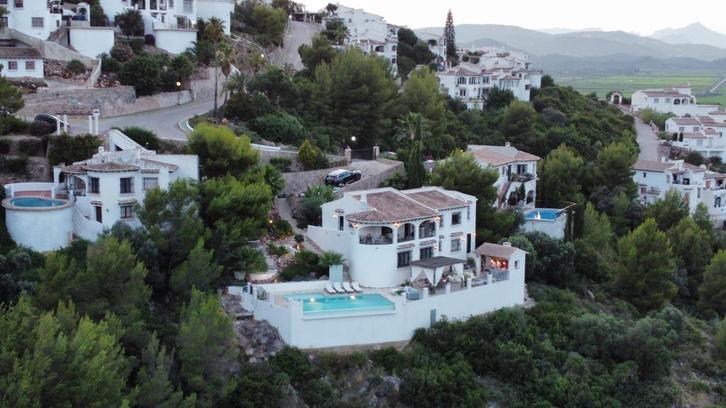 Prachtige villa 12-16 p in Denia met infinitypool &amp;zeezicht, Vakantie, Vakantiehuizen | Spanje, Overige, Costa Blanca, Aan zee