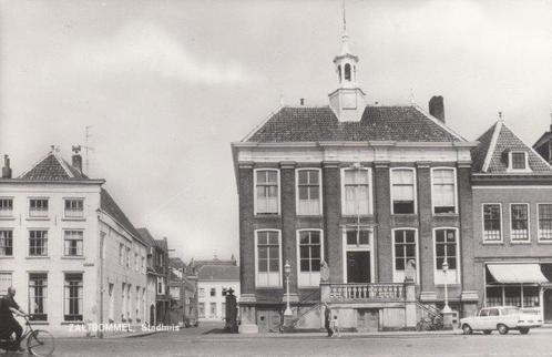 ZALTBOMMEL - Stadhuis, Verzamelen, Ansichtkaarten | Nederland, Verzenden