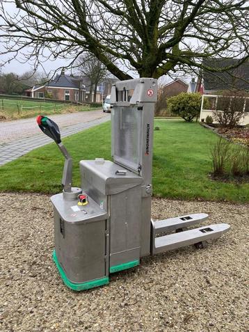 RVS Jungheinrich EJC112 stapelaar 1200KG 2.54m hefhoogte beschikbaar voor biedingen