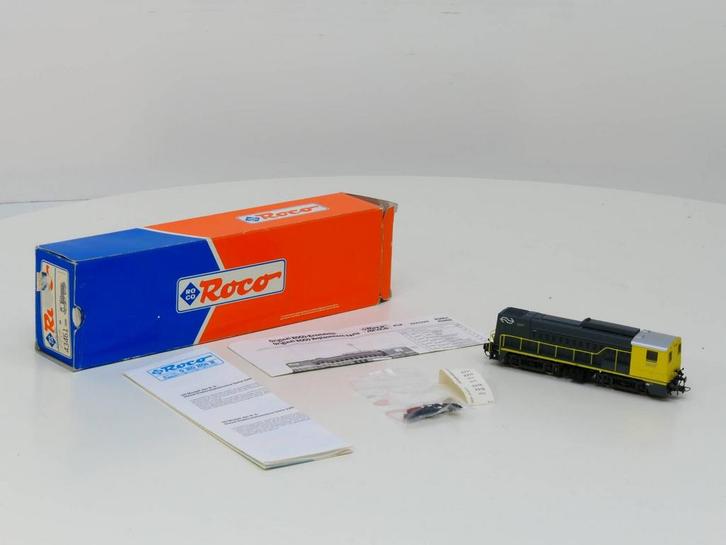 Schaal H0 Roco 43461 Diesellocomotief NS 2207, vitrine mo..., Hobby en Vrije tijd, Modeltreinen | H0, Gelijkstroom, Locomotief