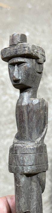 Set van drie amuletten uit verschillende regios -, Antiek en Kunst, Kunst | Niet-Westerse kunst
