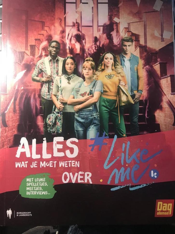 Het grote fanboek / LikeMe fanboek / 1 9789463930383, Boeken, Kinderboeken | Jeugd | 13 jaar en ouder, Gelezen, Verzenden