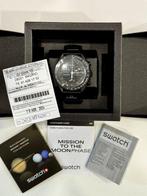SWATCH - MOONSWATCH SNOOPY MISSION TO THE MOONPHASE - NEW, Nieuw