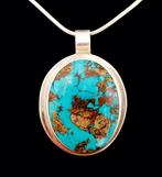 Uitzonderlijk stuk. Turquoise uit Nishapur met