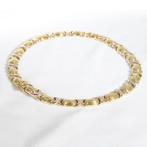 Exquisite Gold Vintage Necklace- Handcrafted Statement, Sieraden, Tassen en Uiterlijk, Antieke sieraden