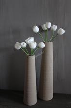 Hoge smalle vaas beige Nori 50 cm, Huis en Inrichting, Woonaccessoires | Vazen, Ophalen of Verzenden, Nieuw