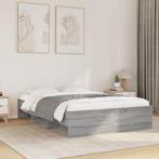 vidaXL Bedframe bewerkt hout grijs sonoma eikenkleurig, Verzenden, Nieuw, Twijfelaar, 120 cm