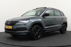 Zakelijke Lease |  Škoda Karoq 1.5 TSI 150 PK Aut. Sportline, Auto's, Automaat, Lichtmetalen velgen, Stof, Gebruikt