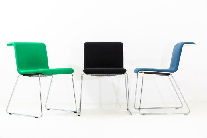 Gebruikte Bulo Tab Chairs en krukken | Ocazu.nl, Huis en Inrichting, Stoelen, Vijf, Zes of meer stoelen, Grijs, Gebruikt, Kunststof