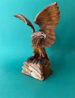 sculptuur, Zwarte Woud-Adelaar op rots. - 23 cm - Naaldhout, Antiek en Kunst
