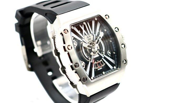 Antoine Nicolas 1986 - Dubai - Zonder minimumprijs -, Sieraden, Tassen en Uiterlijk, Horloges | Heren