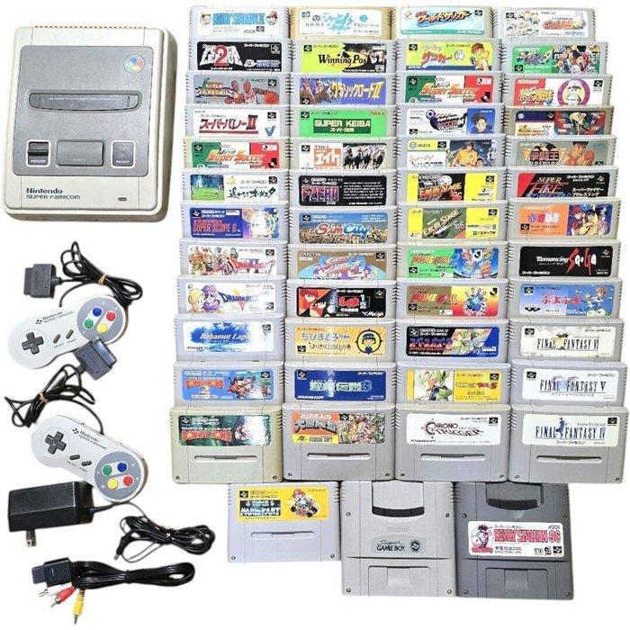 Nintendo - Nintendo Super Famicom Console & Large Game, Spelcomputers en Games, Spelcomputers | Overige Accessoires