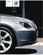 2003 BMW 5 SERIE SEDAN BROCHURE ENGELS, Boeken, Auto's | Folders en Tijdschriften, Nieuw, BMW, Author