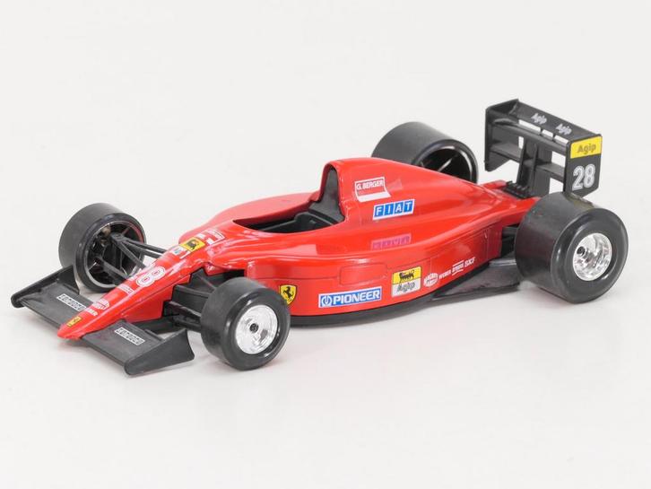 Schaal 1:24 Bburago 6128 Ferrari 641/2 Formule 1, Hobby en Vrije tijd, Modelauto's | 1:24, Zo goed als nieuw, Bburago, Ophalen of Verzenden