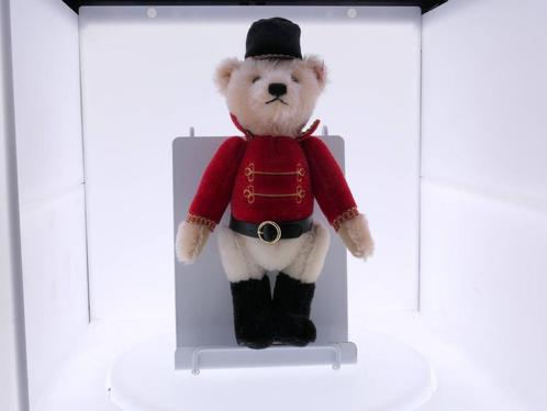 Steiff Teddybeer de Notenkraker 2014 034480 met muziek..., Hobby en Vrije tijd, Modelbouw | Overige, Zo goed als nieuw, Ophalen of Verzenden