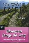 Bloemen langs de weg / Zwarte beertjes 9789046111659, Boeken, Romans, Gelezen, Verzenden