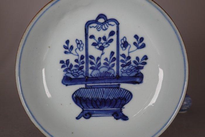 Kangxi (1662-1722) - Bord - Large Floral Basket with, Antiek en Kunst, Antiek | Overige Antiek