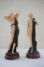 Beeldje - classical women (2) - composite en metaal, Antiek en Kunst