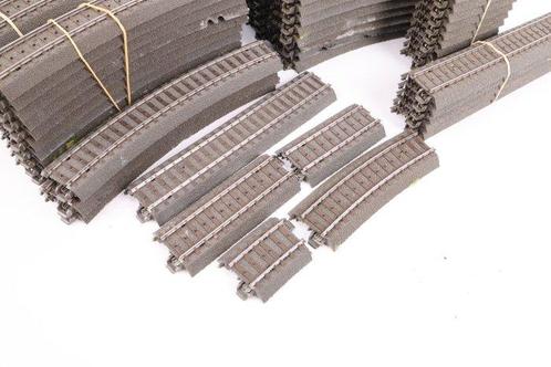 Märklin H0 - Modeltreinsporen (137) - Groot pakket c-rail, Hobby en Vrije tijd, Modeltreinen | H0