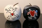RichART - Lot de 2 pommes en hommage à Keith Haring - L, Antiek en Kunst