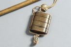 Inro met staafvormige Netsuke - Geïntegreerde Borstel -